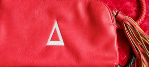 The Diva D wristlet clutch